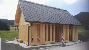 Ureditev informacijske točke ter postajališča na Gorjušah-3